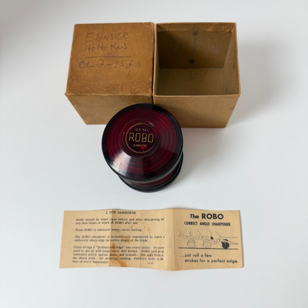 Vintage Robo‎ Knife Sharpener Red Lucite 1950s U.S. Patent 2,469,797 with Box